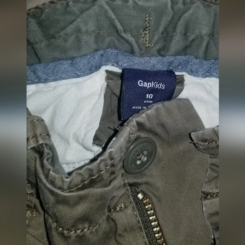 Boys Gap Kids Size 10 Slim Extra Long Cargo Shorts. Adjustable Waistline
